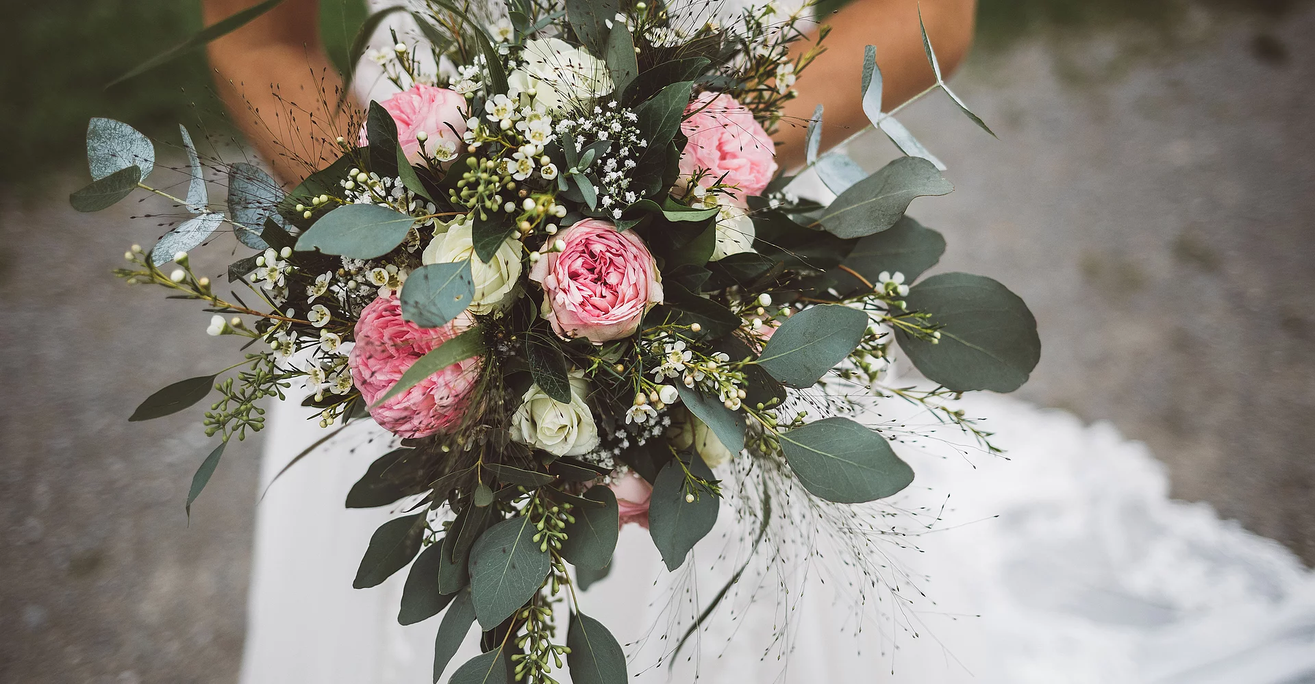 Hartwig Gsaller Photography©2019 Brautstrauß bei einer Hochzeit im Restaurant der Schwarzacher in Saalbach Hinterglemm